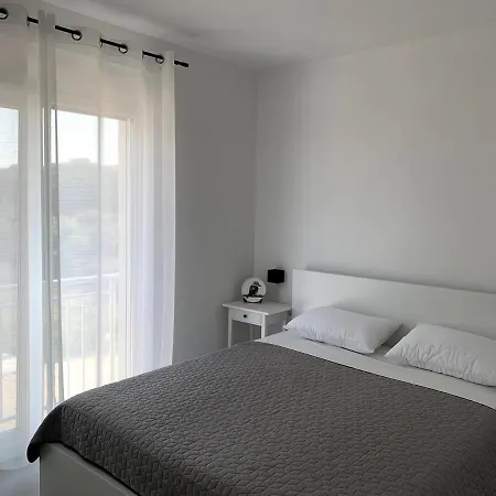 2 Bdrm Apartment In Zaton, Zadar Lägenhet